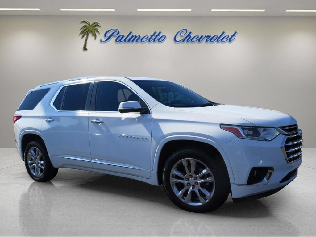 2018 Chevrolet Traverse High Country in Summit White — front three-quarter view